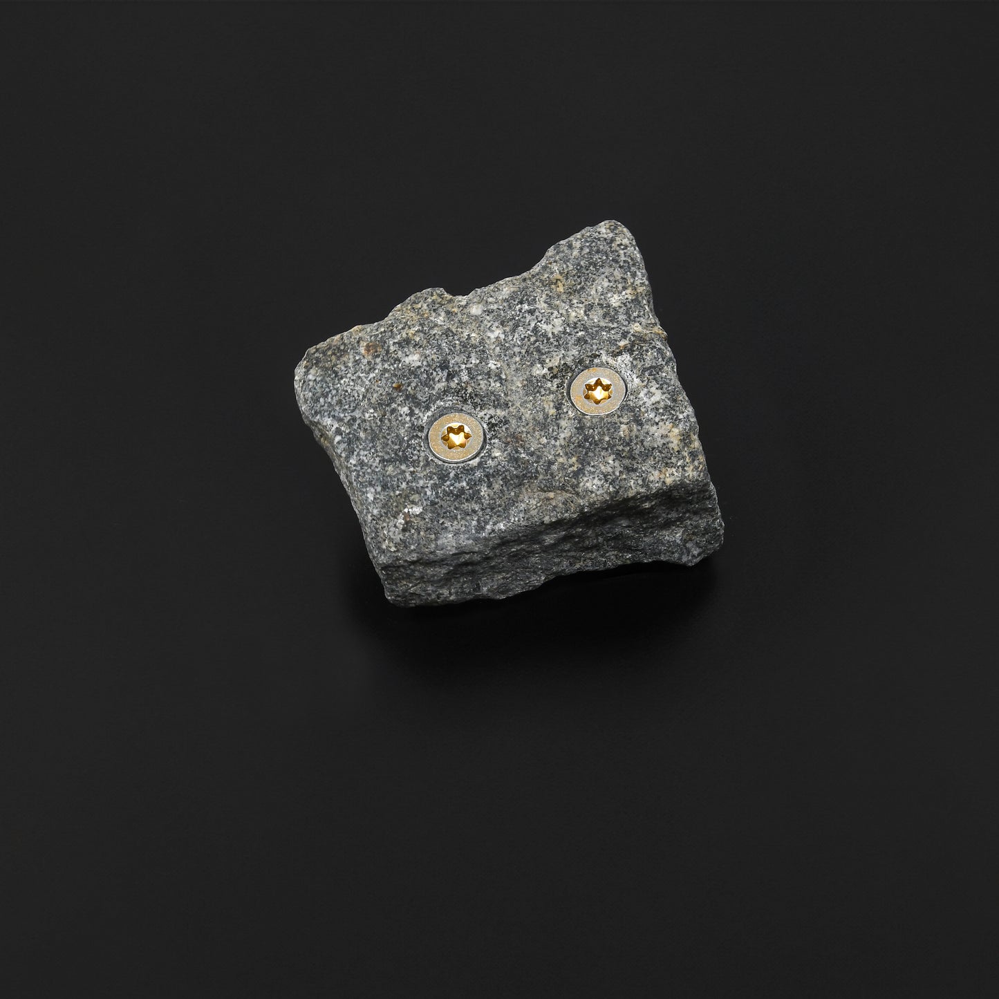 Chunky Small Hold