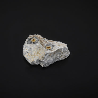 Small Textured Hold
